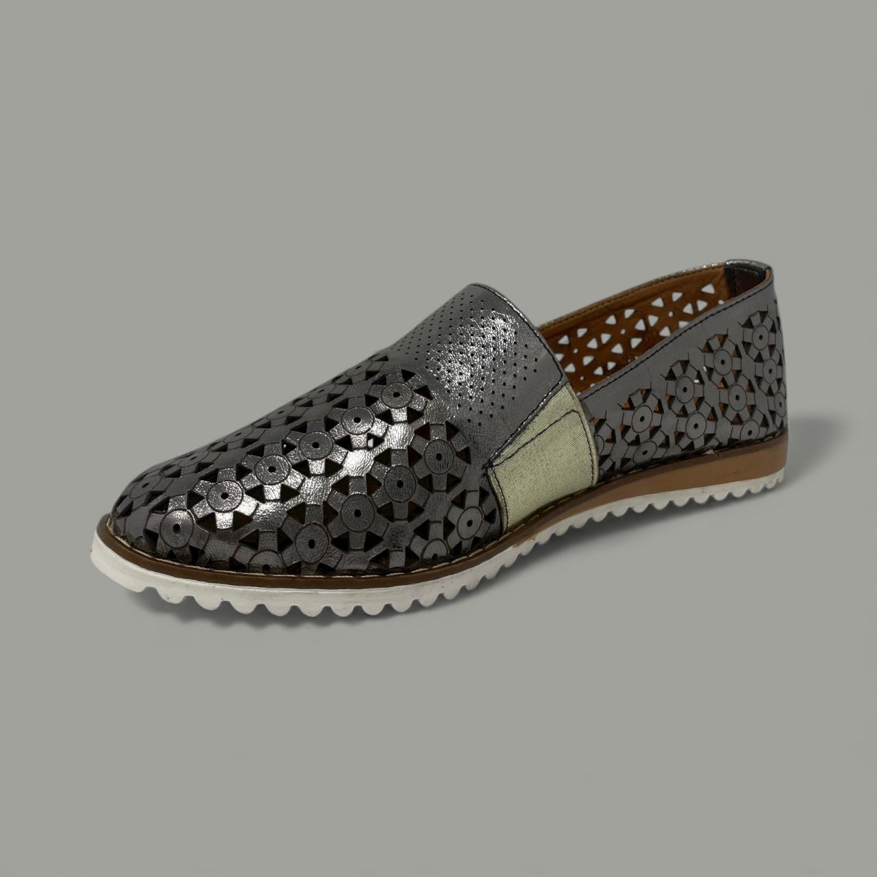 BONAVI - LOREN METALLIC LASER-CUT FLAT - SIZE 36 - CHAMPAGNE