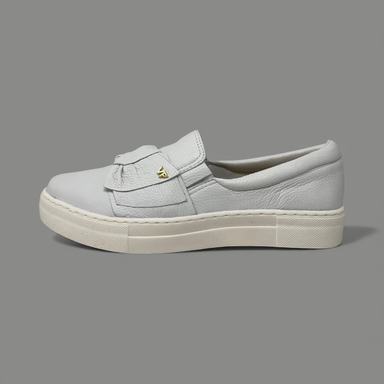 VERAFATTO - SLIP-ON SNEAKER - SIZE 9 - SKYBLUE