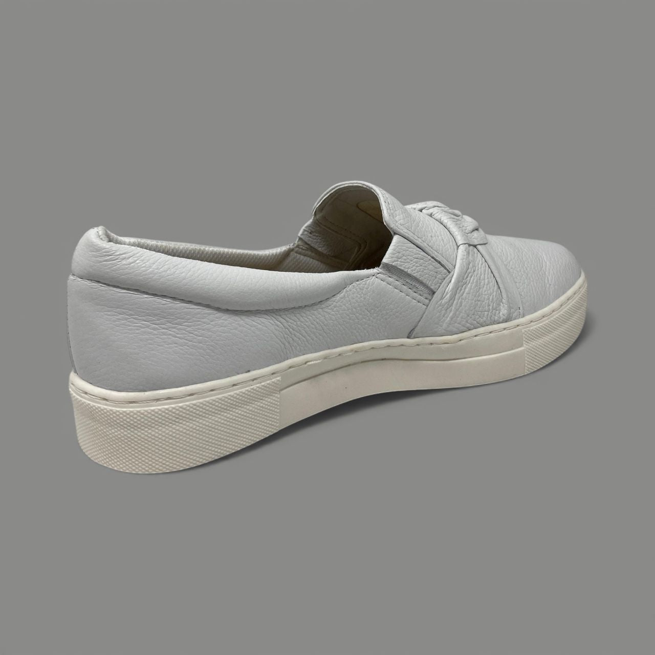 VERAFATTO - SLIP-ON SNEAKER - SIZE 9 - SKYBLUE