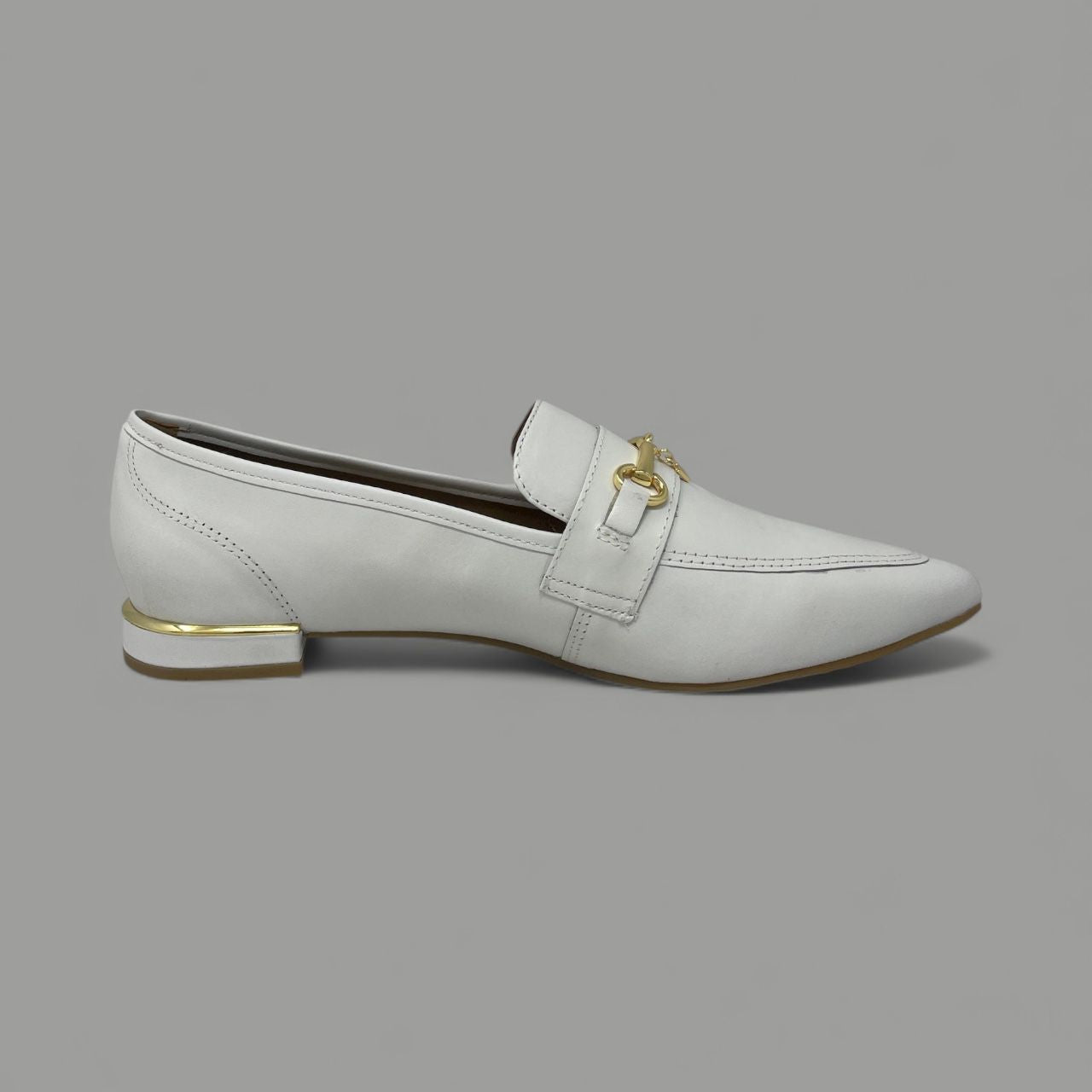 VERAFATTO - CHAIN LOAFER - SIZE 8 - WHITE