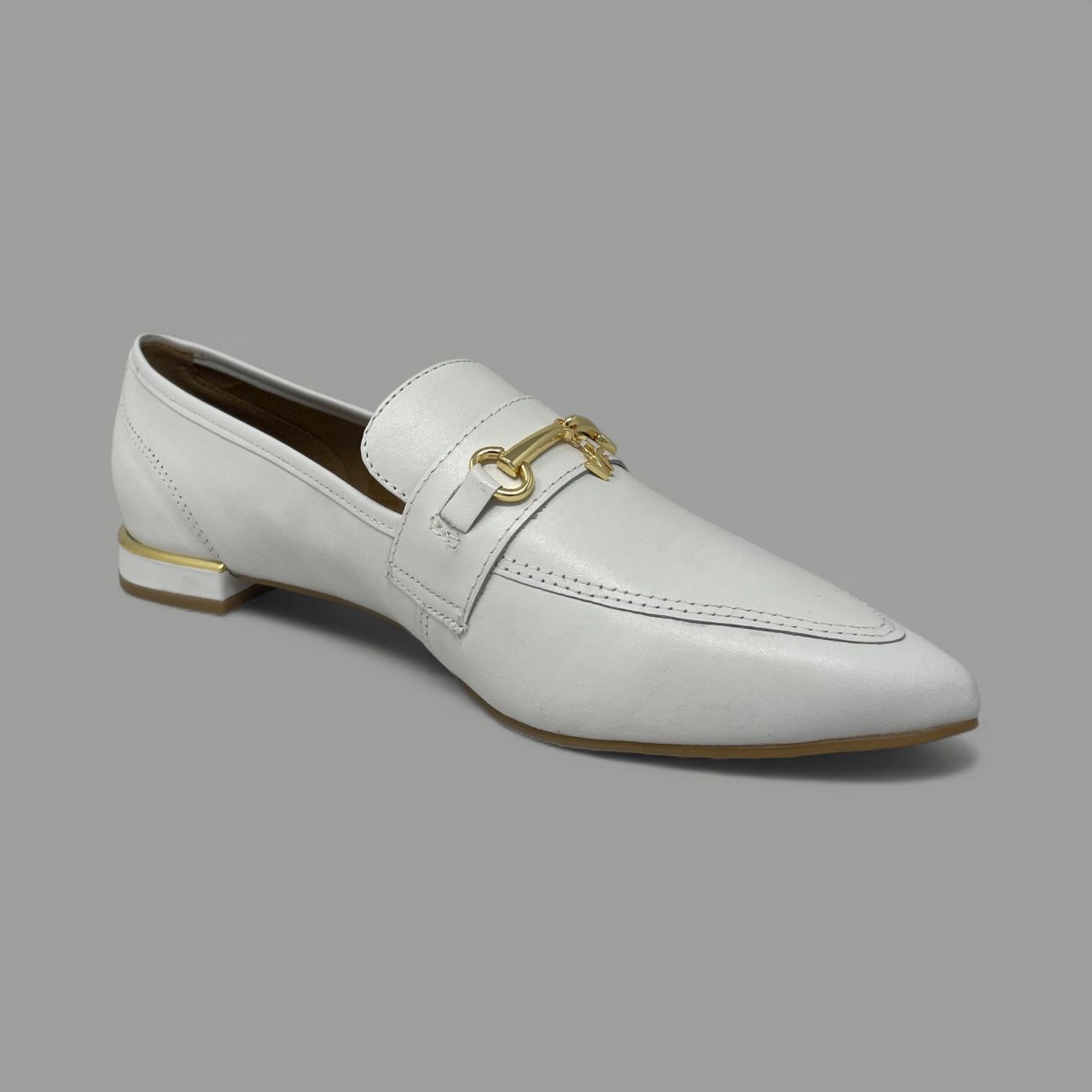 VERAFATTO - CHAIN LOAFER - SIZE 8 - WHITE