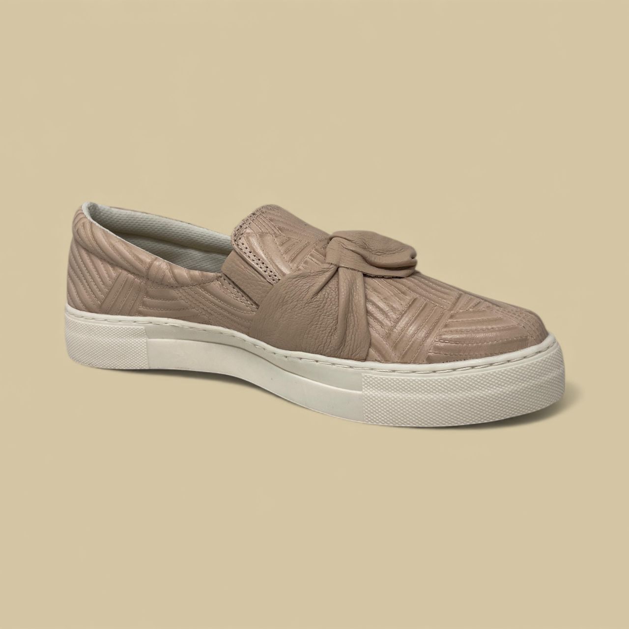 VERAFATTO - EMBOSSED SLIP-ON SNEAKER - SIZE 9 - BLUSH