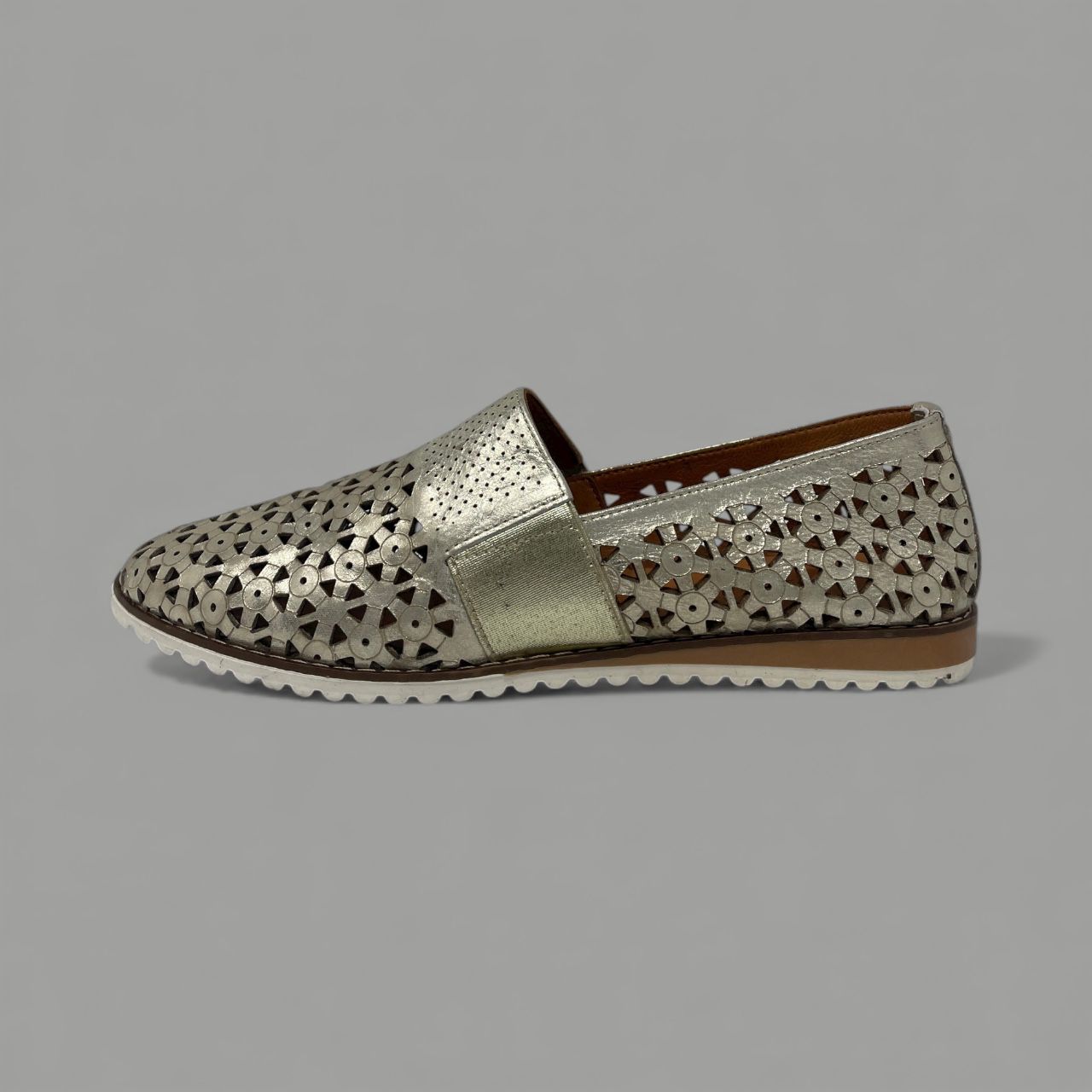 BONAVI - LOREN METALLIC LASER-CUT FLAT - SIZE 41 - GOLD