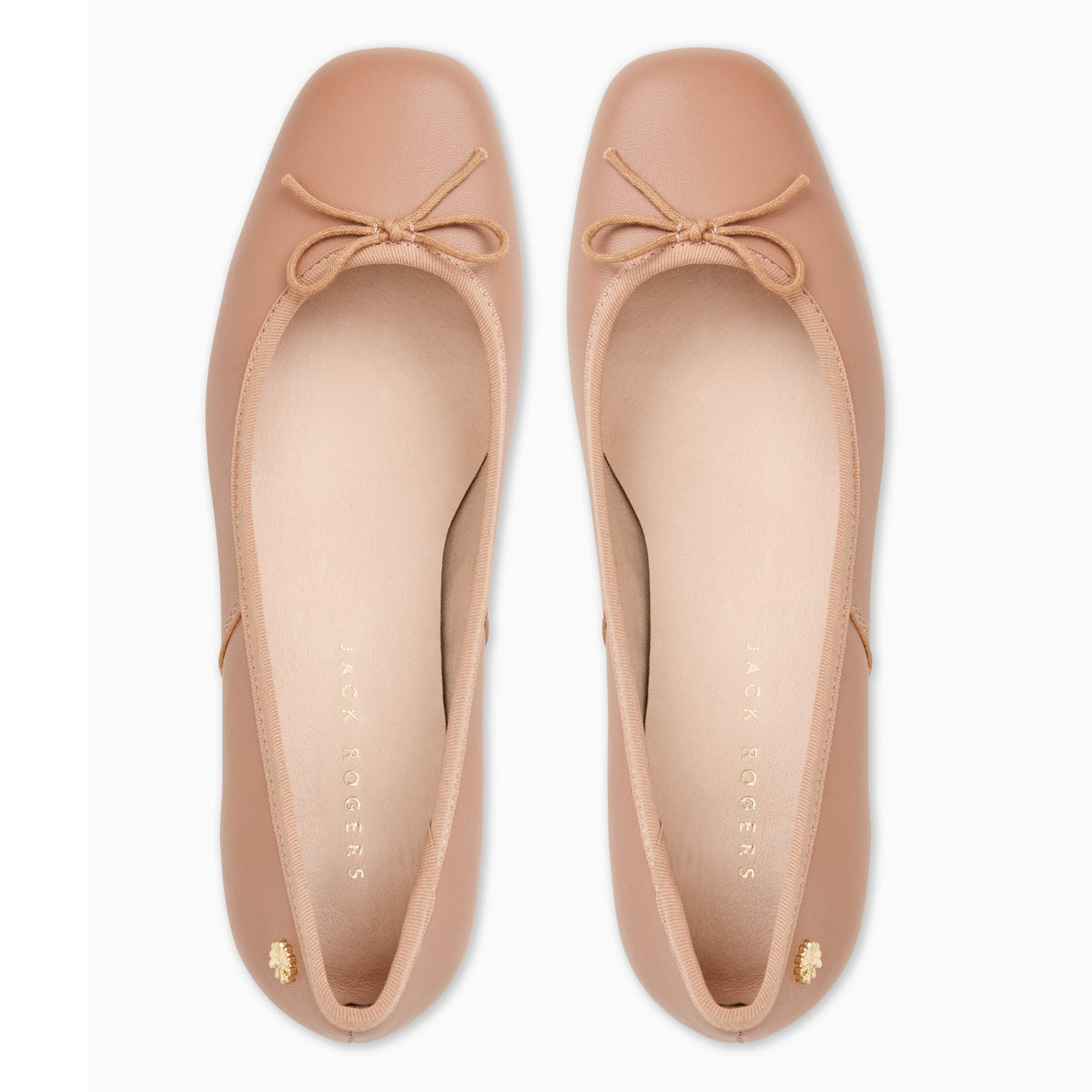 Maddy Pump in Café Au Lait, product view 3