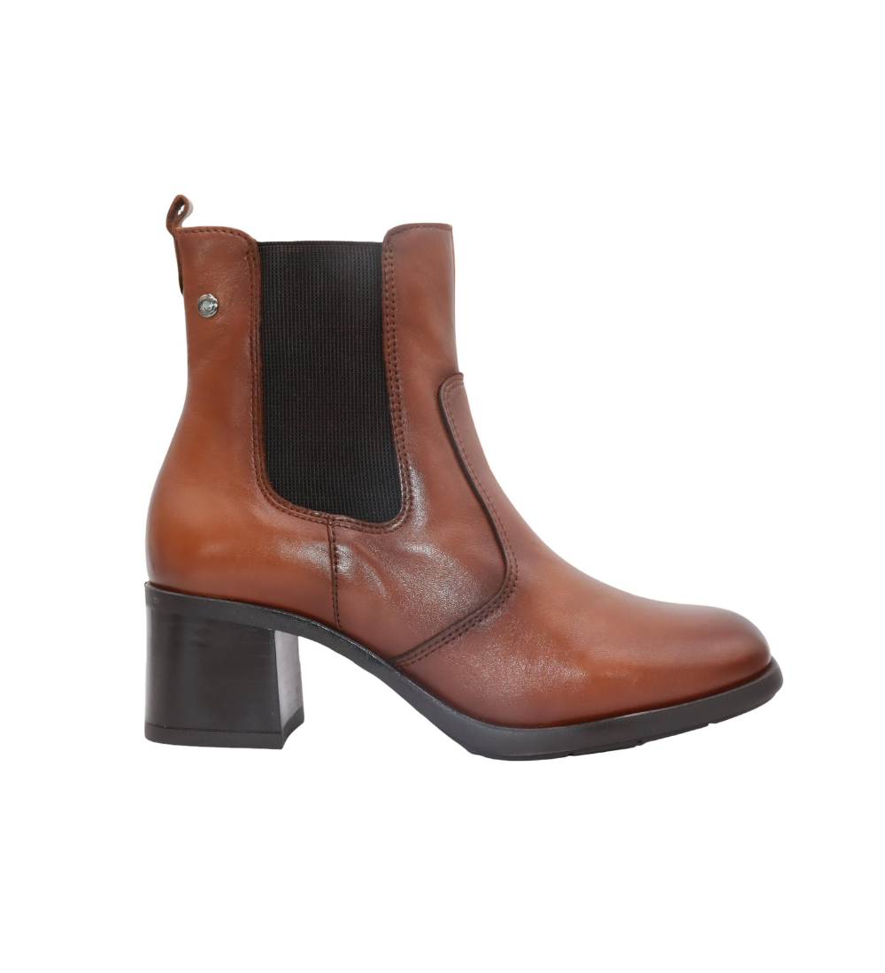 Eric Michael Betsy in TAN LEATHER — view 1