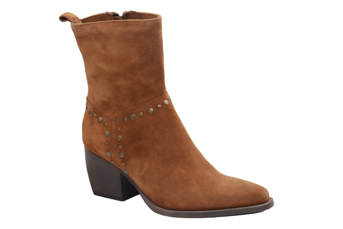 Eric Michael Alexa in Tan — view 3