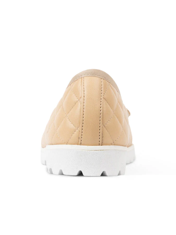 PAUL MAYER - BEST LUG SOLE - SIZE 6 - PATENT BLACK / NAPPA BEIGE  (WHITE SOLE)