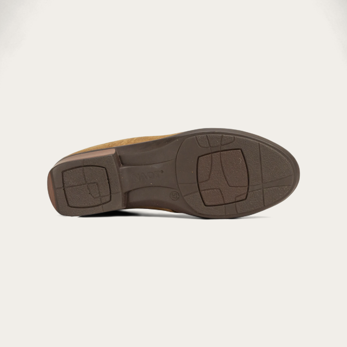 Bentu in Acorn Suede, product view 4