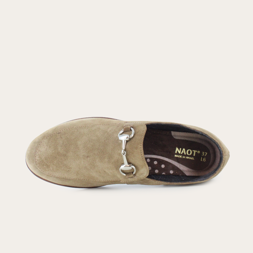 Bentu in Acorn Suede, product view 3