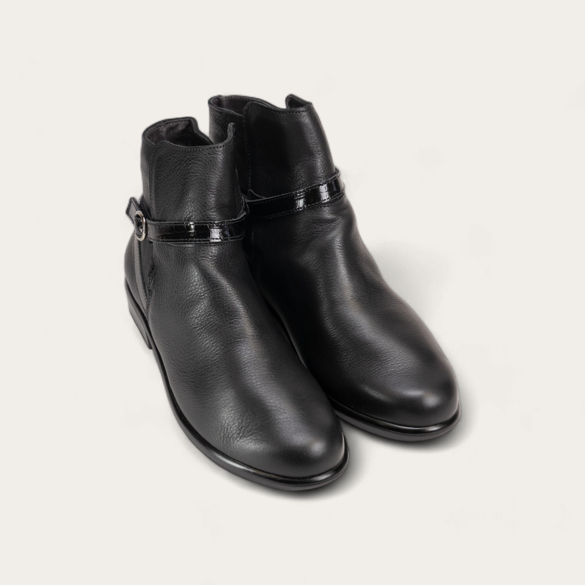 Briza in Soft Black Lthr/Jet Black Lthr/Black Croc Lthr, product view 4