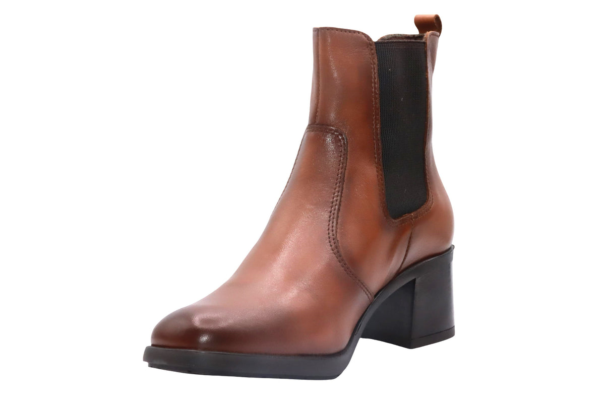 Eric Michael Betsy in TAN LEATHER — view 6