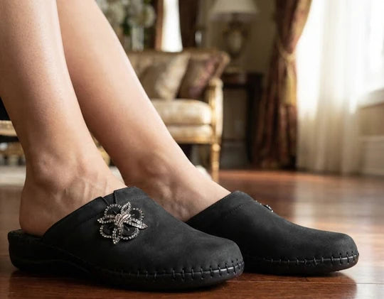La Plume - Roma Women’s Nubuck Comfort Slide