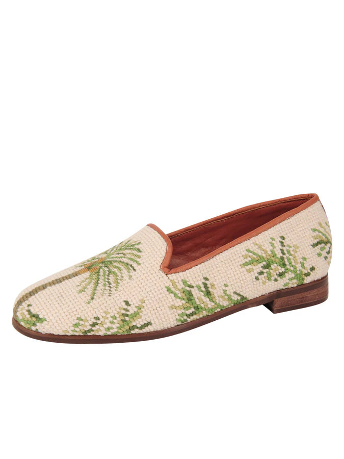 BY PAIGE - NEEDLEPOINT LOAFER - SIZE 7.5 - PALM ON SAND