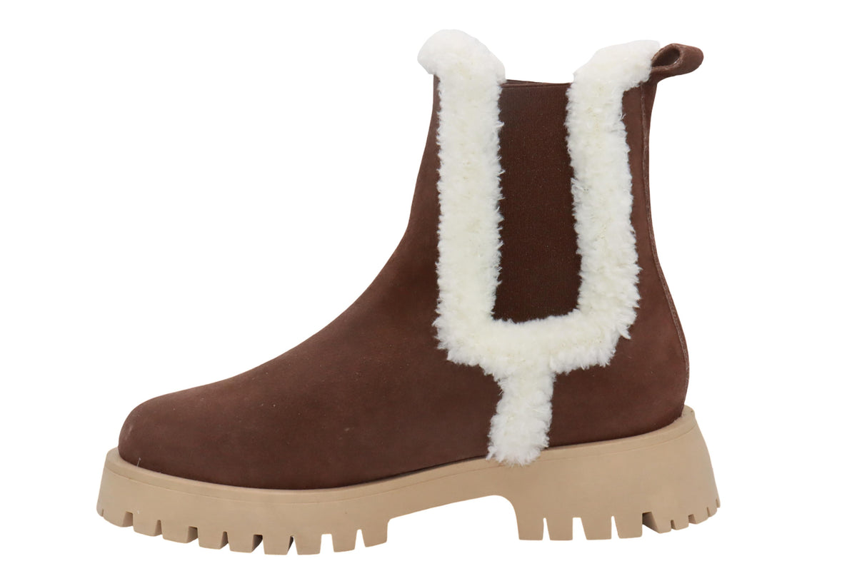 Eric Michael Como in Brown — view 7