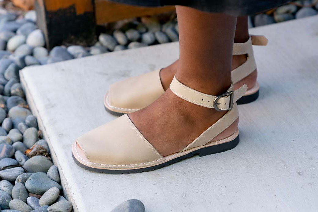 Pons Classic Strap, Sand, gallery view 6