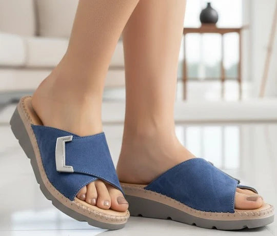 La Plume - Agua Women’s Leather Comfort Slippers