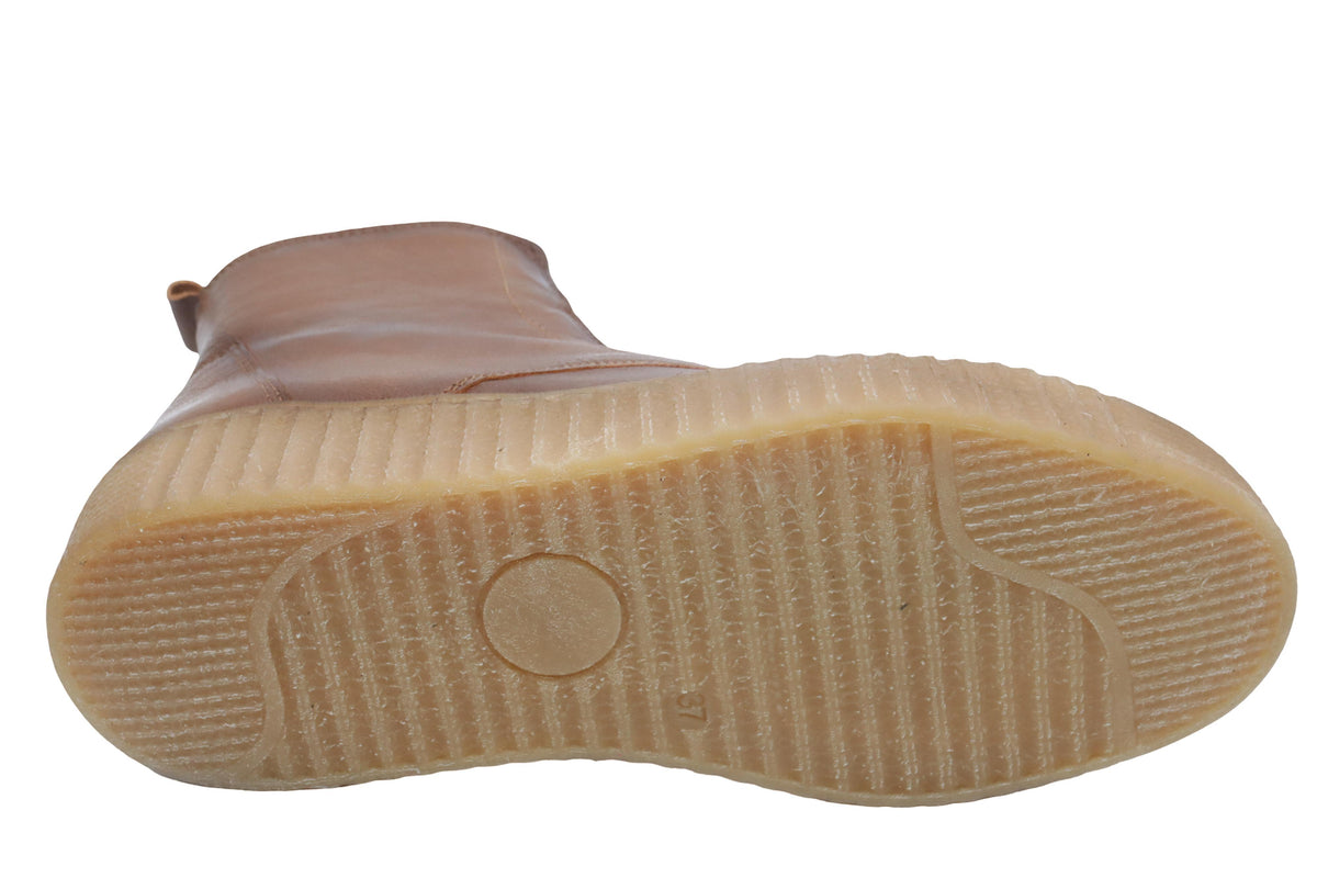Eric Michael Desert in Brown — view 9