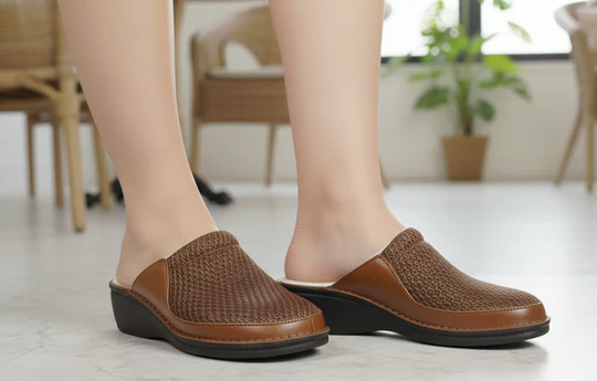 La Plume - Flex Weave Stretch Fabric Slip-On