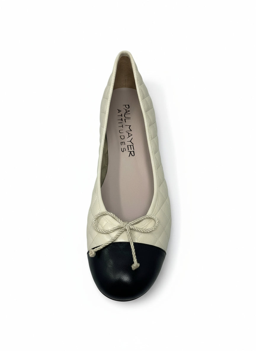 PAUL MAYER - TITOU KITTEN HEEL - SIZE 10 -  BLACK PATENT / SALINAS NAPPA