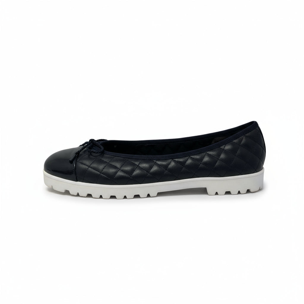 PAUL MAYER - BEST LUG SOLE - SIZE 6.5 - PATENT NAVY / NAPPA NAVY  (WHITE SOLE)