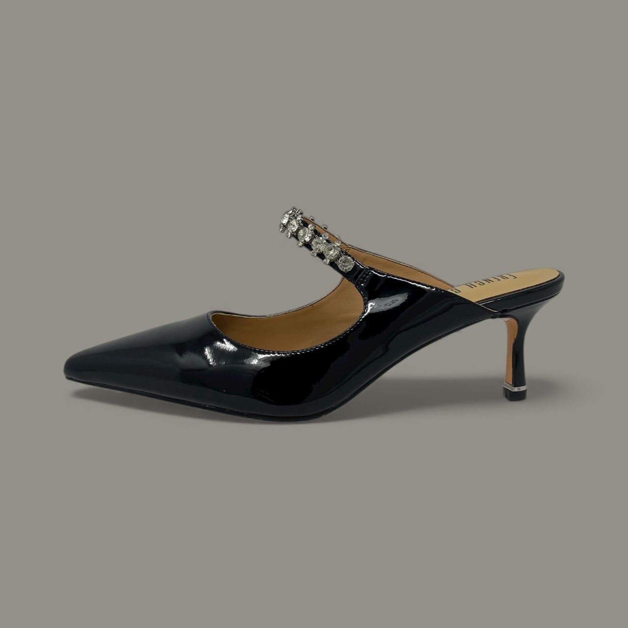 FRENCH COMFORT - ALINA - SIZE 9 - BLACK