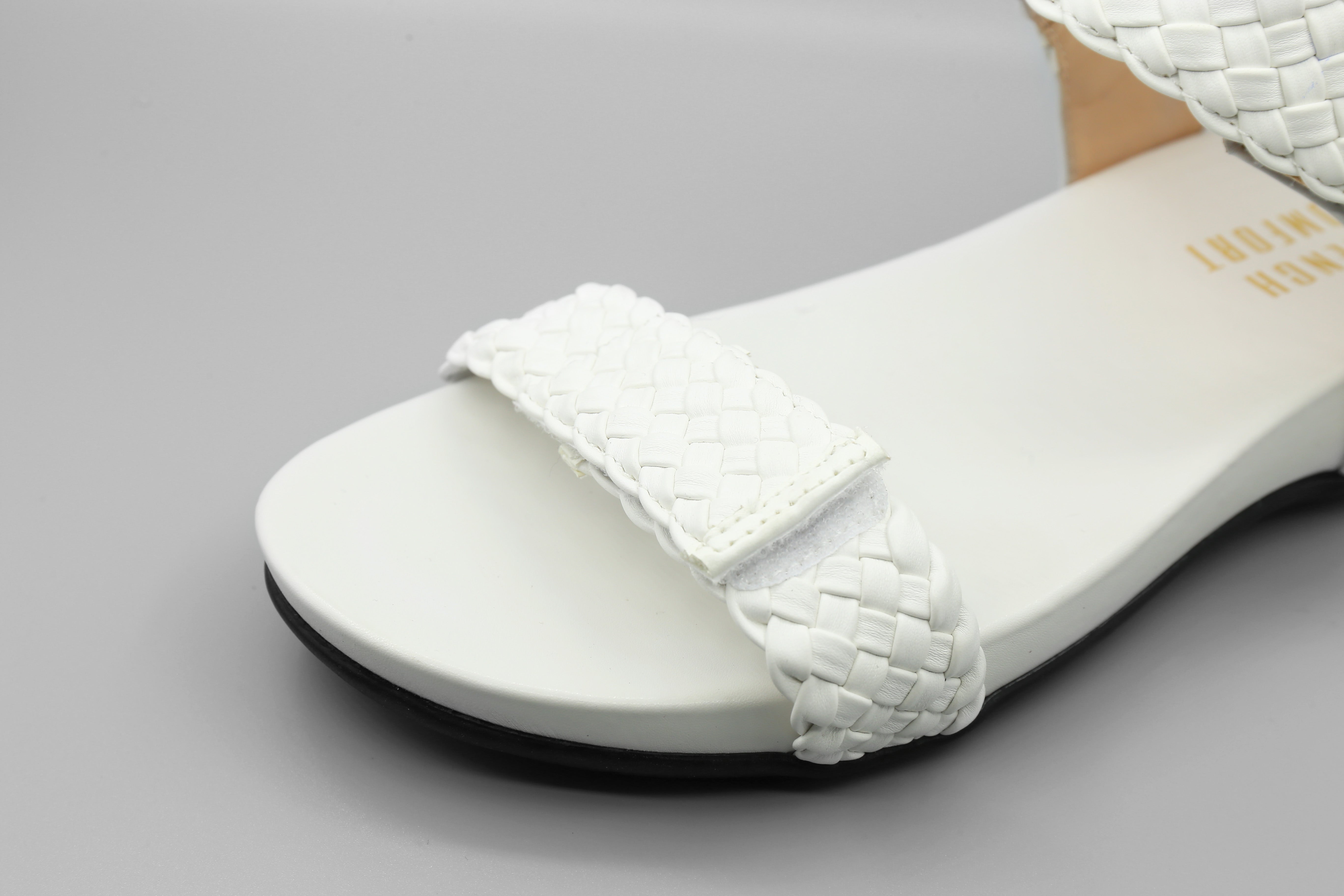 FRENCH COMFORT - CHARLOTTE - SIZE 7 - WHITE