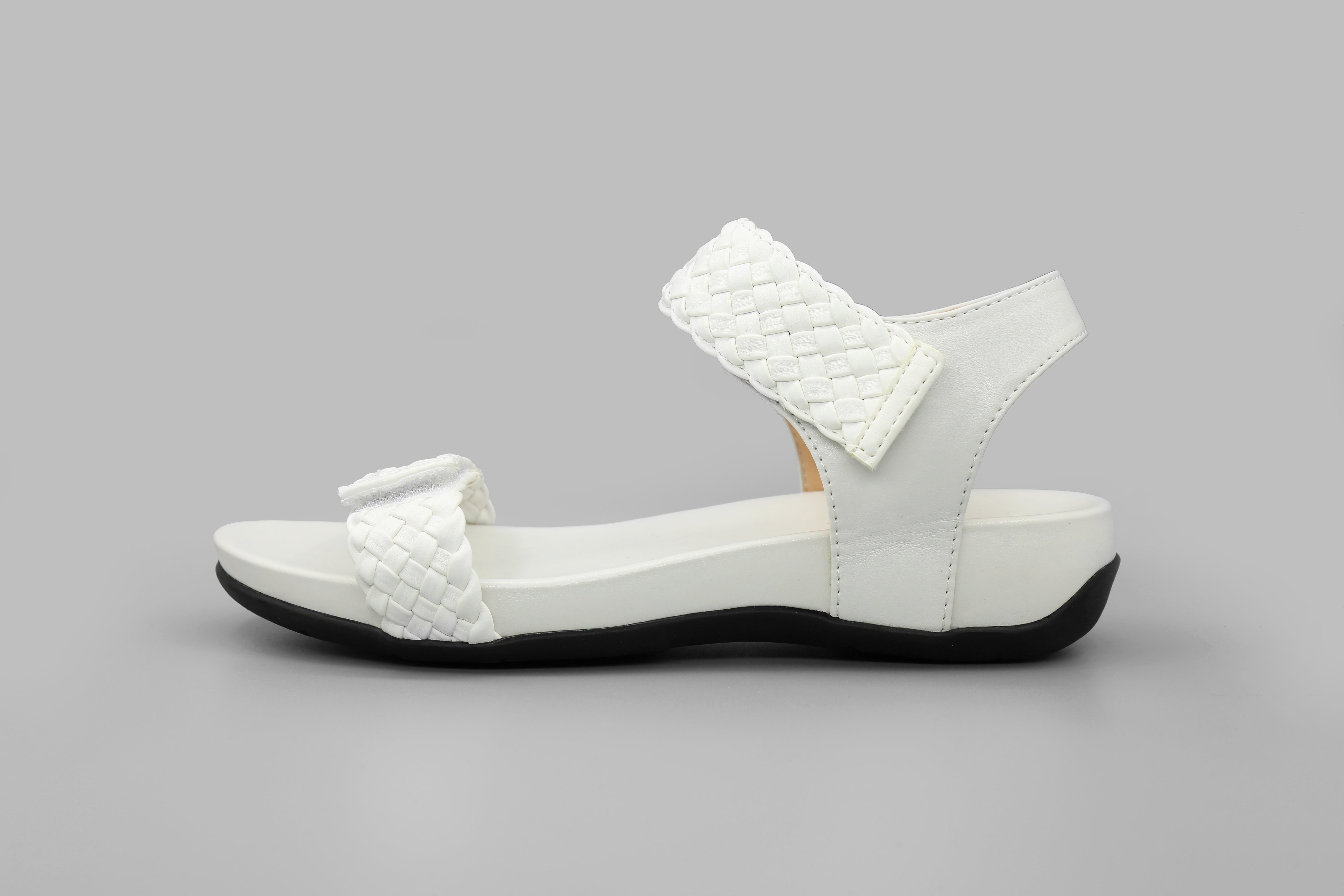 FRENCH COMFORT - CHARLOTTE - SIZE 7 - WHITE