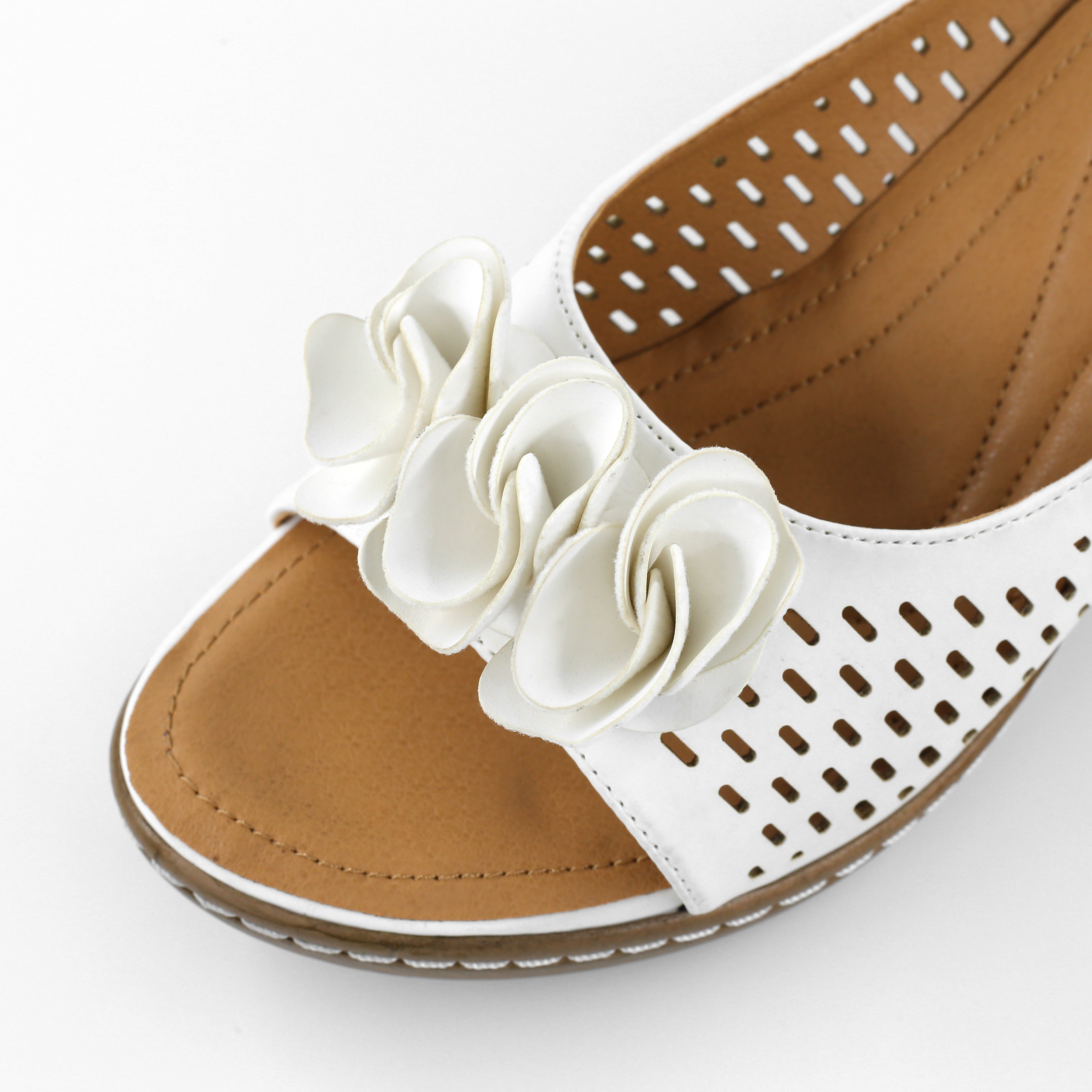 FRENCH COMFORT - SUSAN - SIZE 9 - WHITE