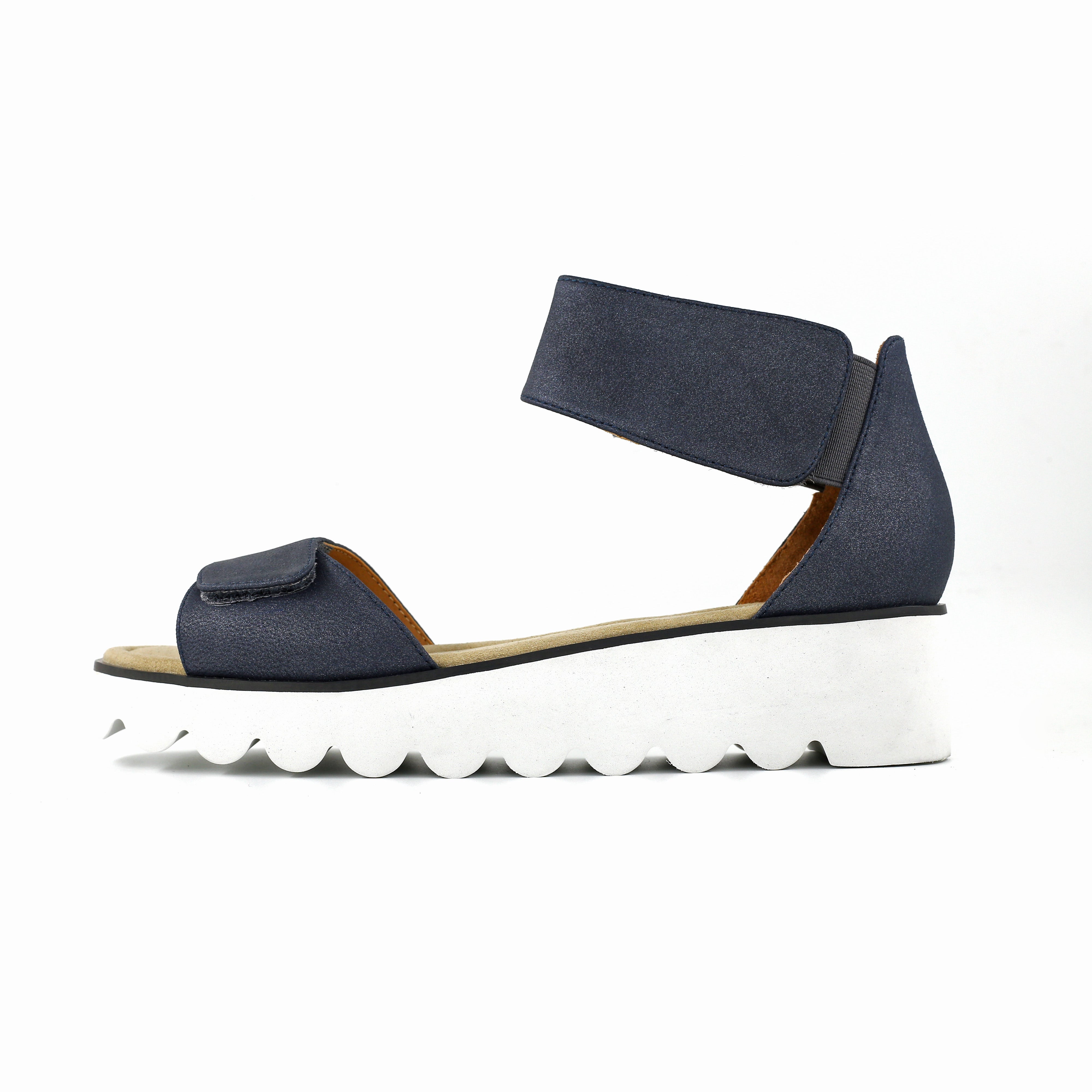 FRENCH COMFORT - ANITA - SIZE 9 - NAVY