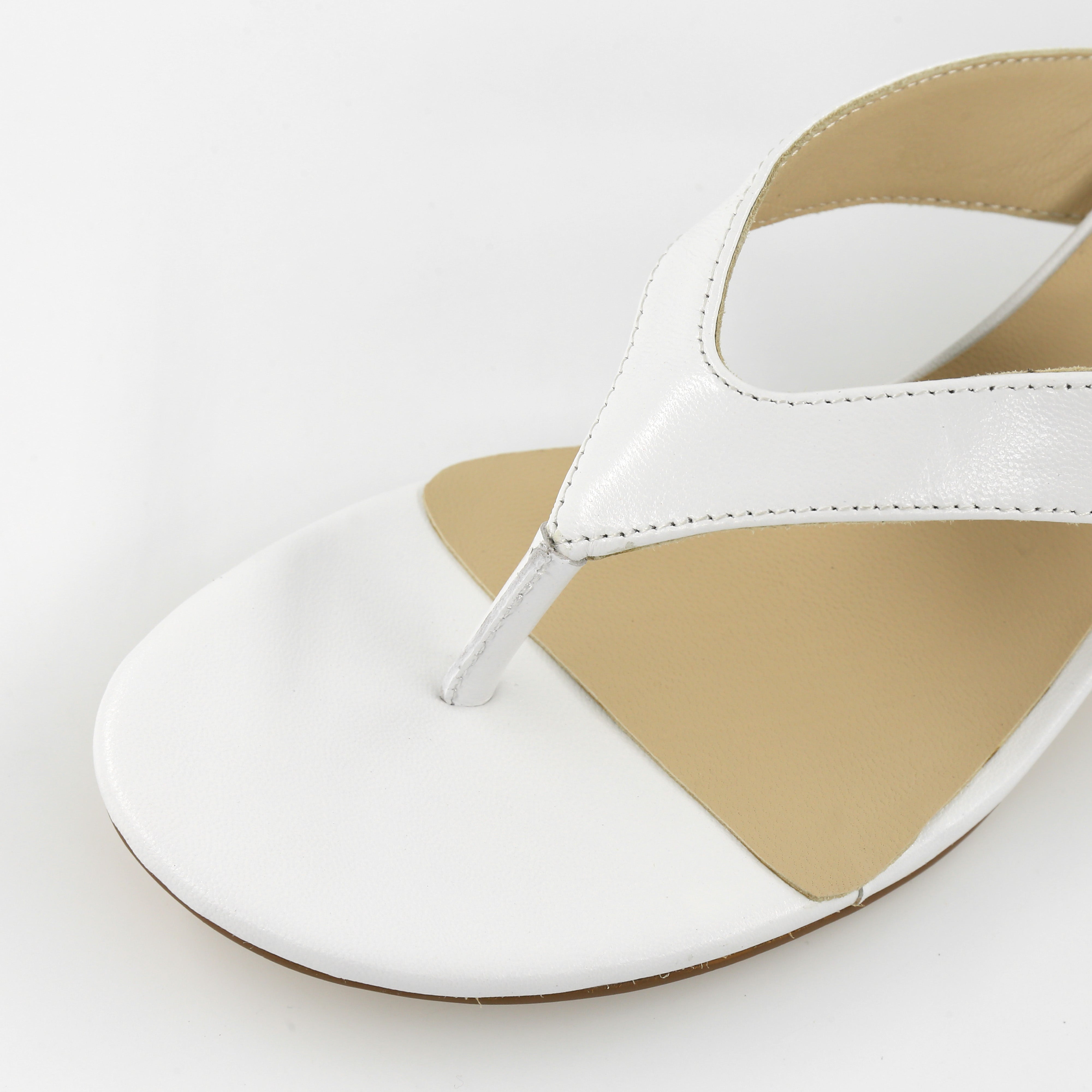 FRENCH COMFORT - LEAH - SIZE 7 - WHITE