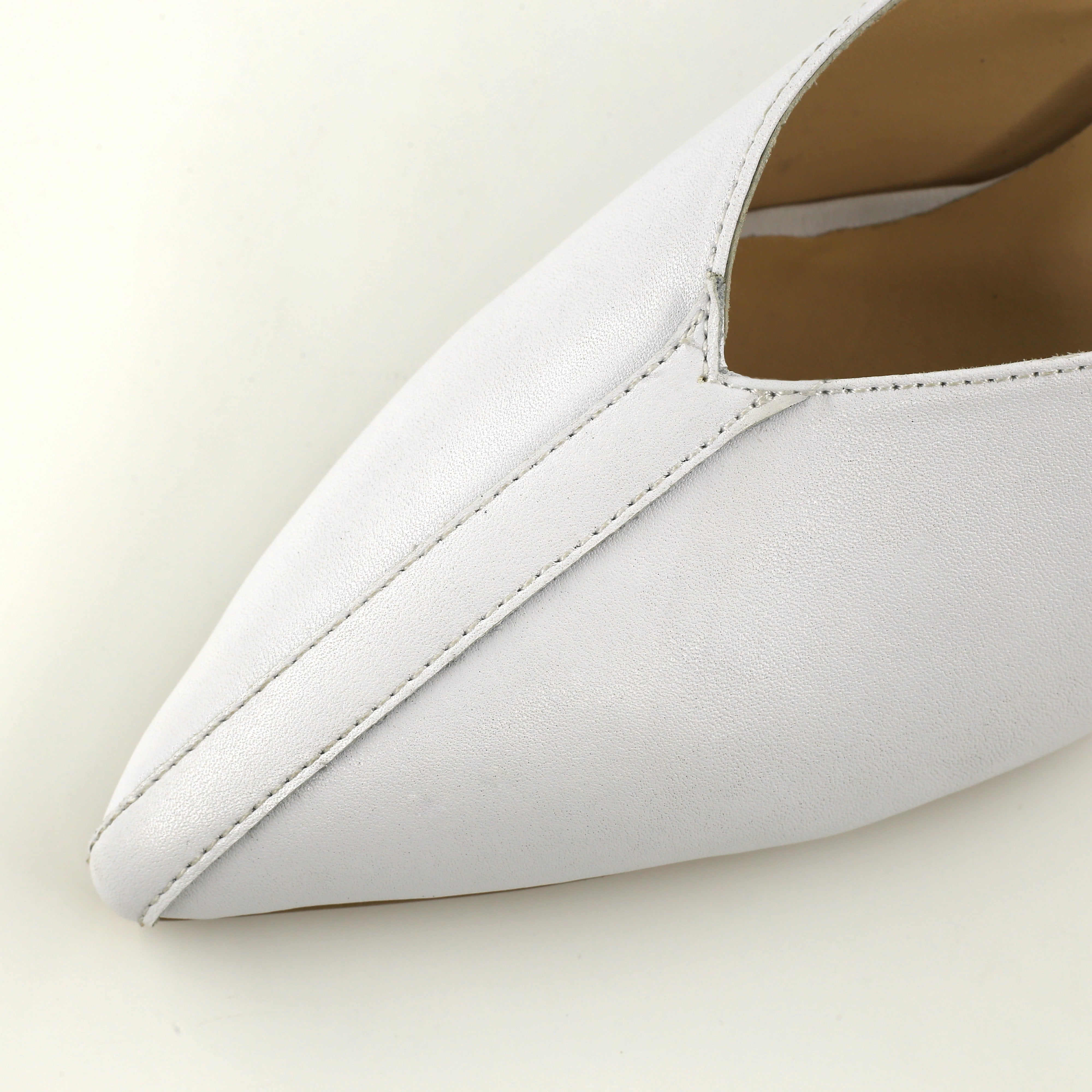 FRENCH COMFORT - MARILYN - SIZE 7 - WHITE