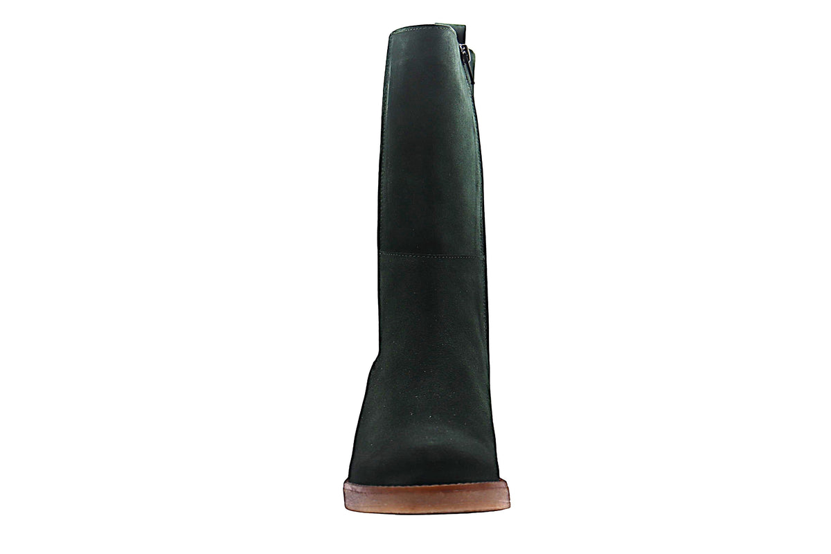 Eric Michael Laverne in Green — view 5