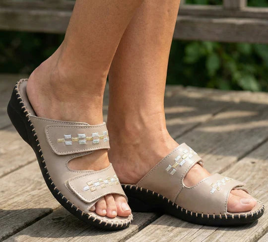 La Plume - Martina Dazzle Leather Sandal