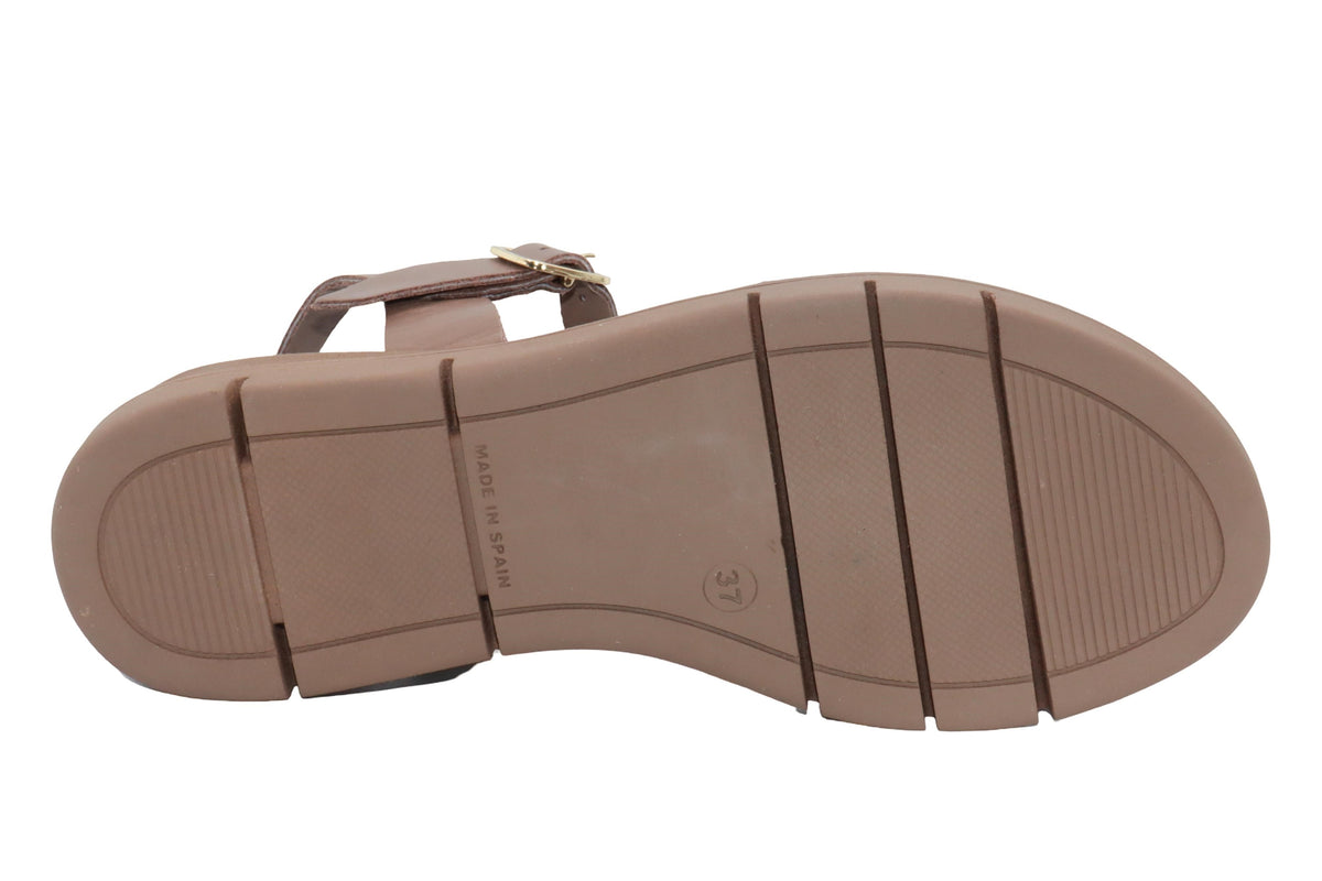 Eric Michael Nicola in Brown — view 10