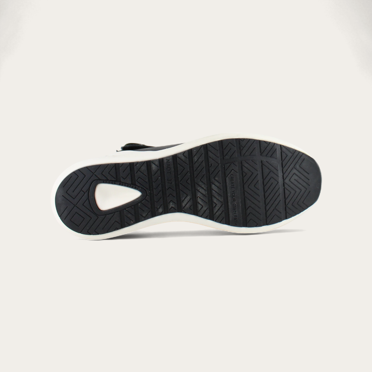 Oxygen in Soft Black Leather, product view 4