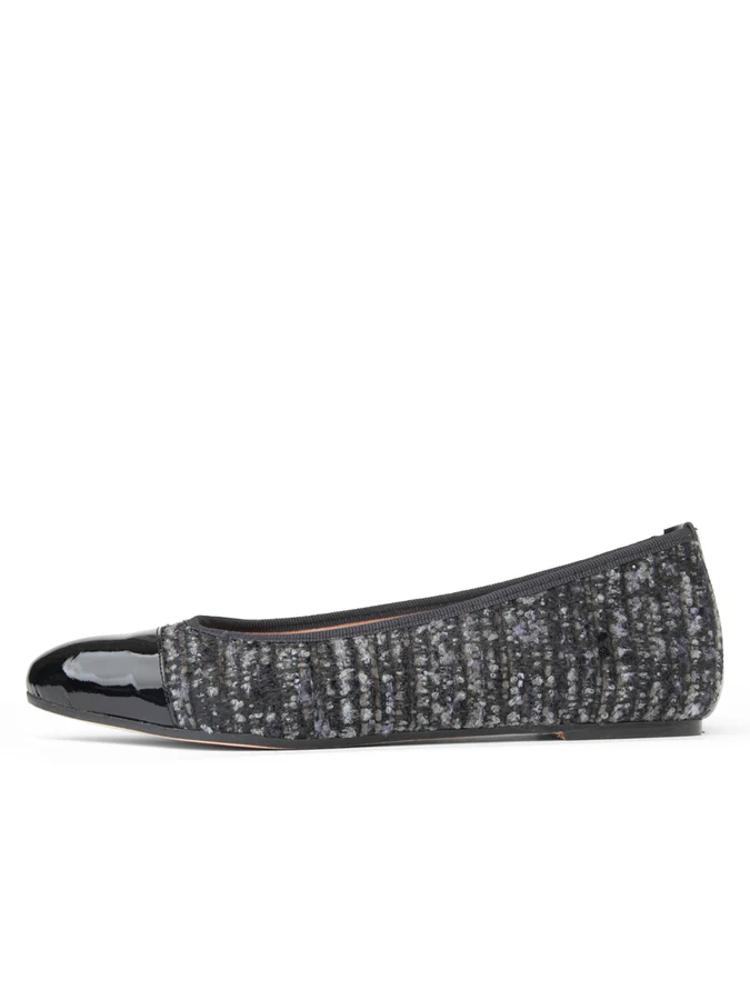 PATRICIA GREEN - ADELE CAP TOE BALLET FLAT - SIZE 10 - BLACK/GREY/NAVY TWEED