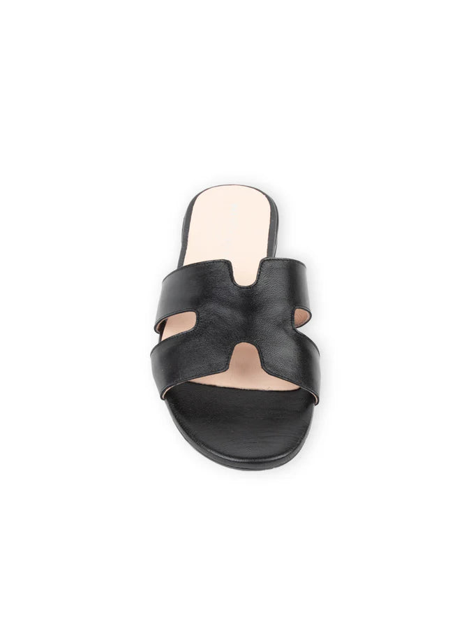 PATRICIA GREEN - HALLIE FLAT SANDAL - SIZE 10 - BLACK LEATHER