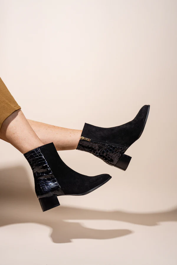 PATRICIA GREEN - DYLAN BOOT - SIZE 10 - BLACK