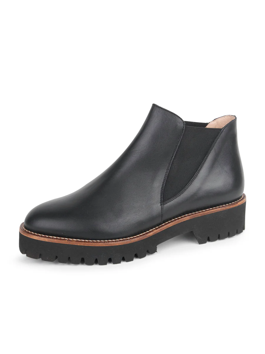 PATRICIA GREEN - RANDALL LUG BOOT - SIZE 8 - BLACK