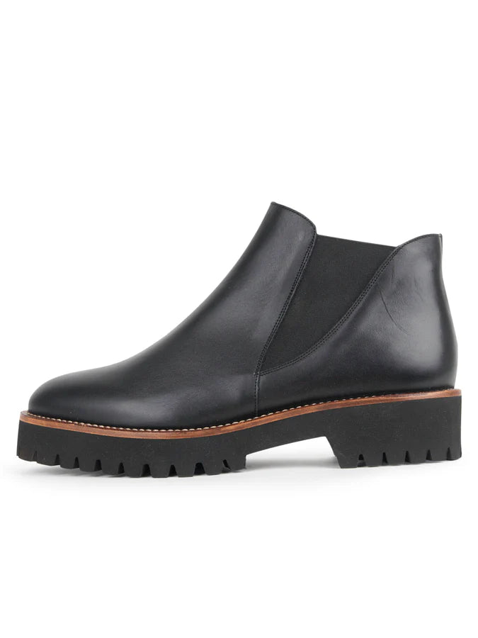 PATRICIA GREEN - RANDALL LUG BOOT - SIZE 10 - BLACK