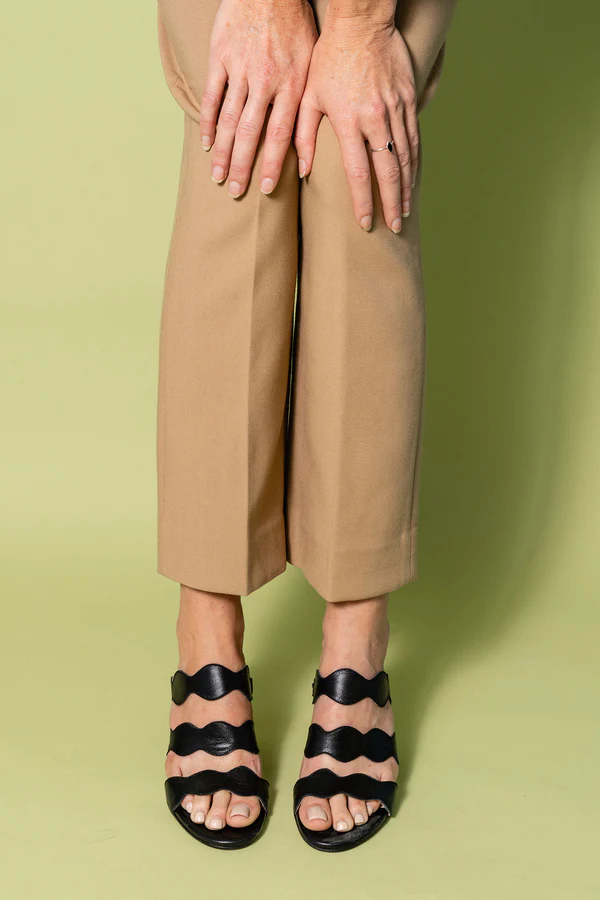 Patricia Green - Sophia 3 Strap Scallop Sandal