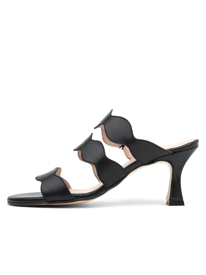 Patricia Green - Sophia 3 Strap Scallop Sandal