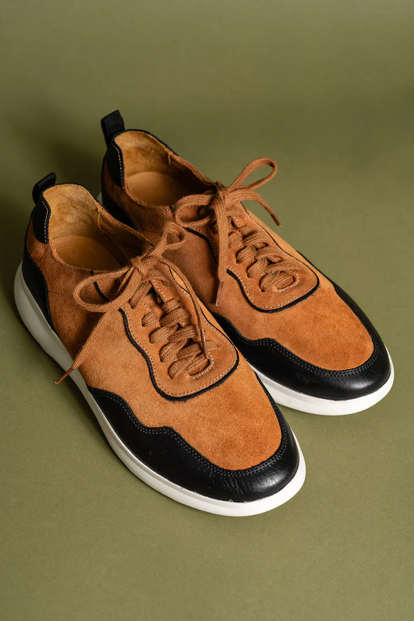 Patricia Green - Travel Sneaker