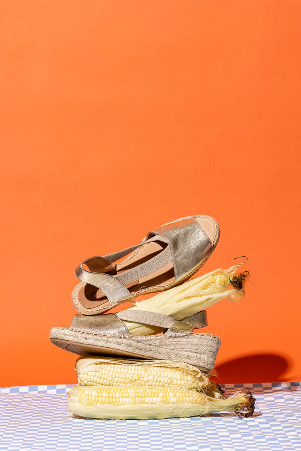 PATRICIA GREEN - GRACIE PEEP TOE ELASTIC ESPADRILLE - SIZE 7 - GOLD LEATHER