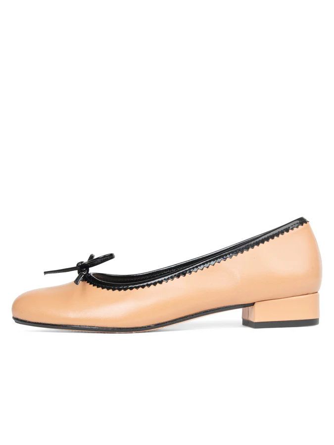 PATRICIA GREEN - HUDSON BLOCK HEEL PUMP - SIZE 8 - NUDE/BLACK