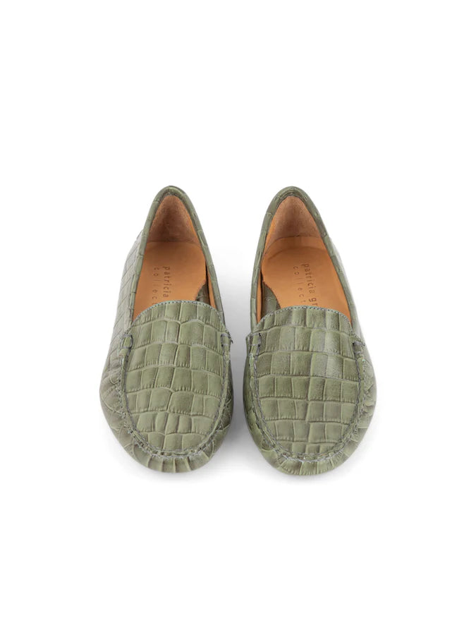 PATRICIA GREEN - JILLIAN DRIVING MOCCASIN IN CROCODILE - SIZE 10 - OLIVE CROCODILE