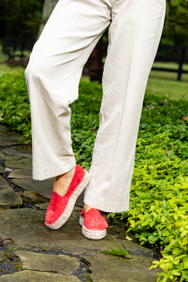 PATRICIA GREEN - AVERY ESPADRILLE LOAFER - SIZE 7 - RED SUEDE