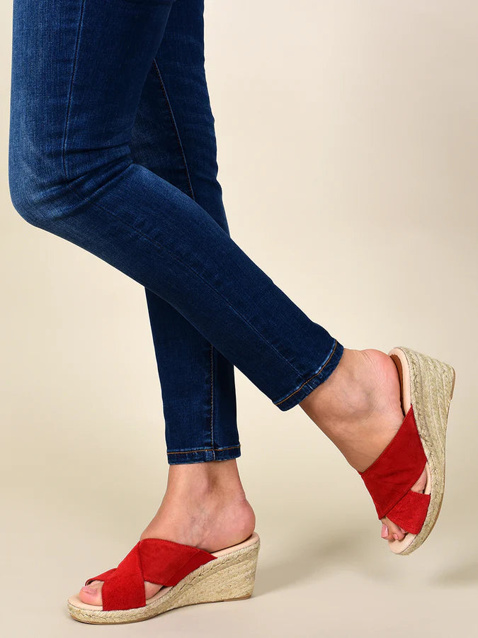 PATRICIA GREEN - ANNABELLE ESPADRILLE - SIZE 9 - RED