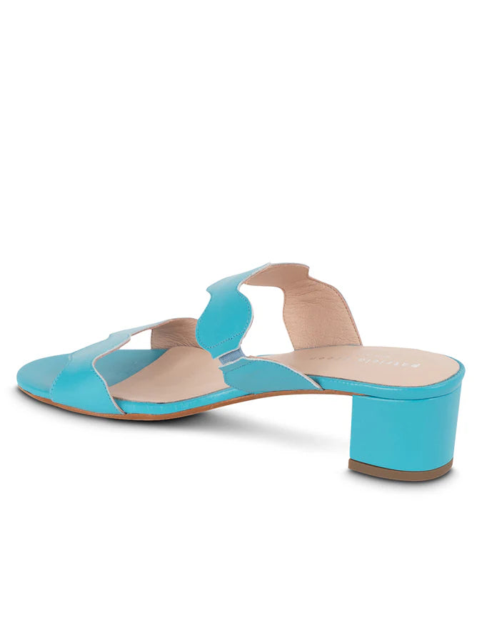 PATRICIA GREEN - PALM BEACH BLOCK HEEL SCALLOPED SANDAL - SIZE 8 - TURQUOISE LEATHER