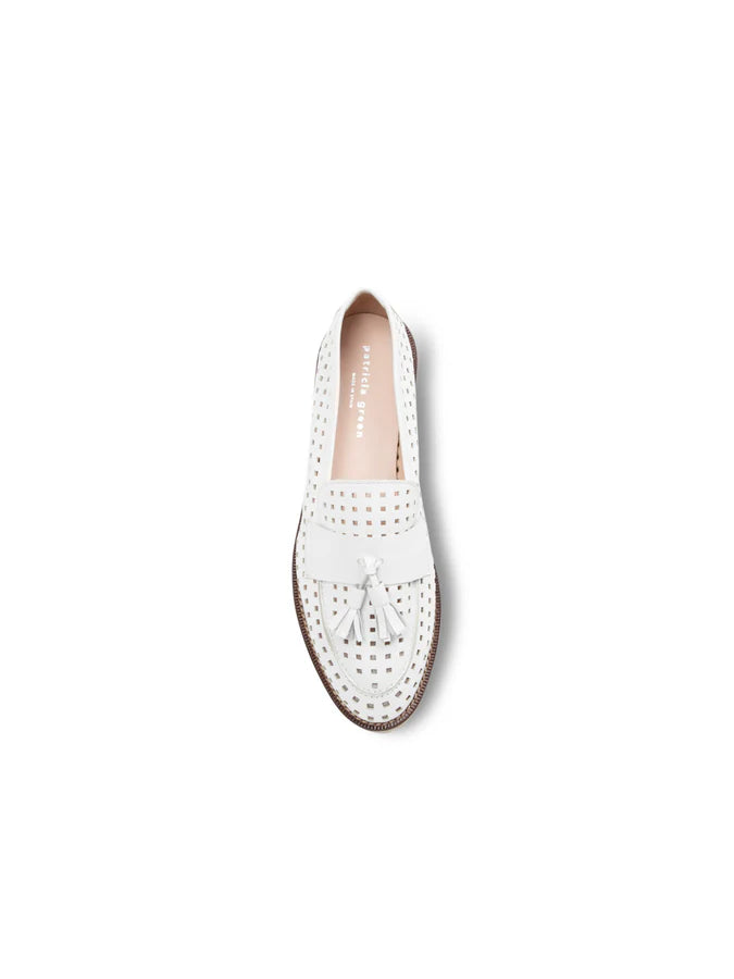PATRICIA GREEN - BECKHAM TASSEL LUG LOAFER - SIZE 7 - WHITE PERFORATED